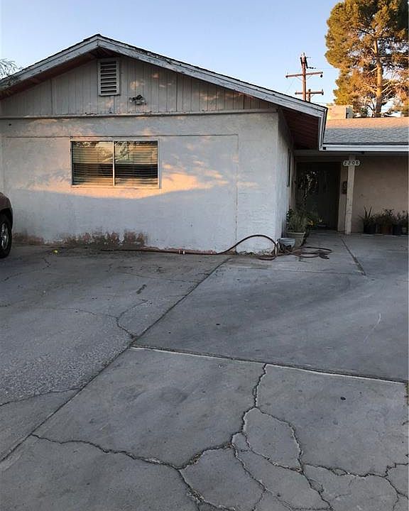 1st image of 2208 La Harve Dr