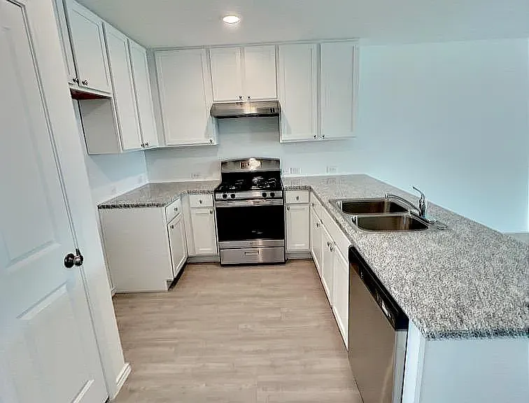 14742 Saw Ml — Photo 3