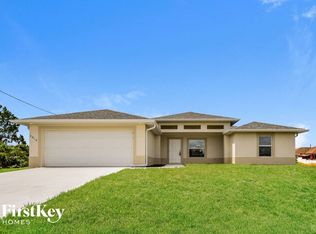 2913 22nd St SW, Lehigh Acres, FL 33976