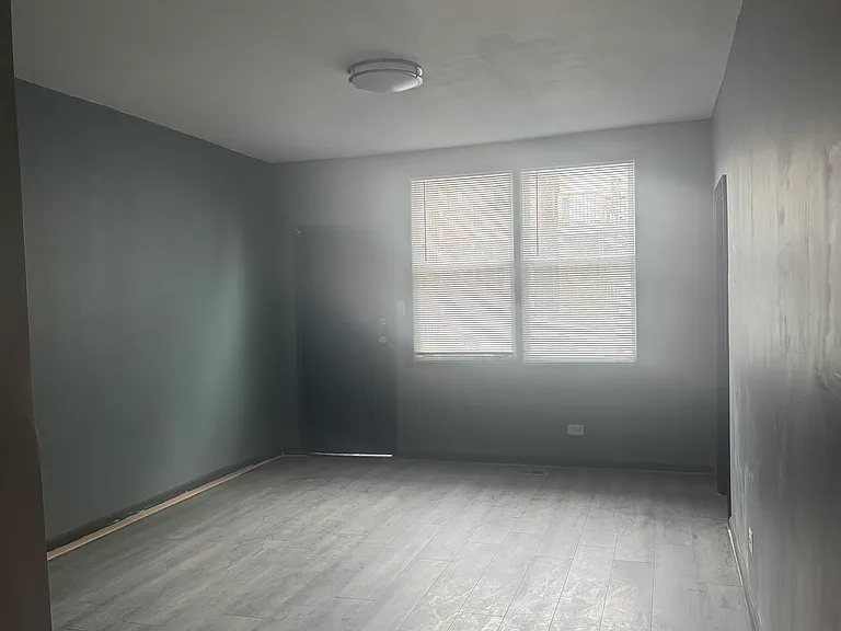 9548 S Avenue M #1 — Photo 2