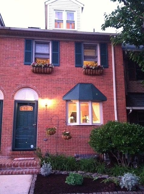 1st image of 2841 W 6th St