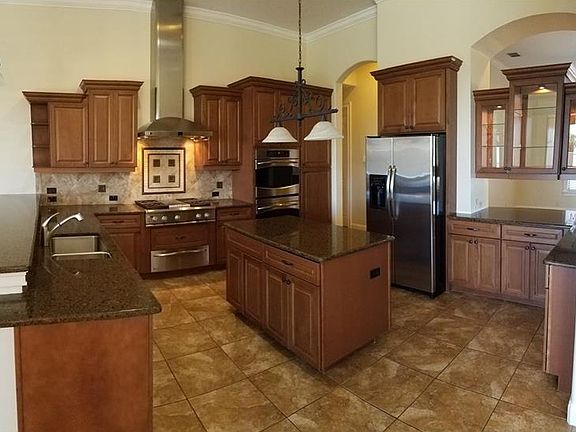 3rd image of 3652 Frentress Dr
