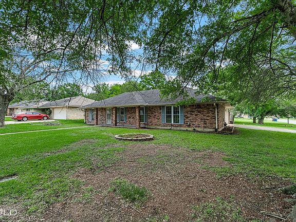 2nd image of 9202 Highcrest Dr