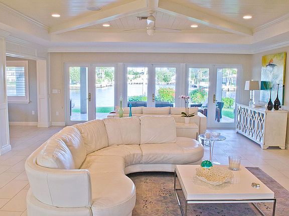 5th image of 3111 Karen Dr