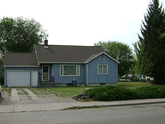 Front Yard - New Roof