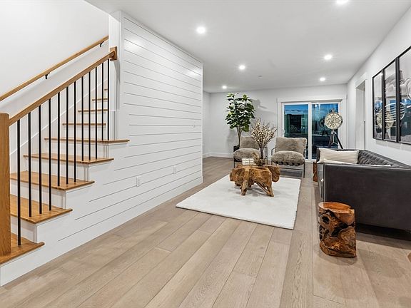 4th image of 32 Birch Brook Rd #25