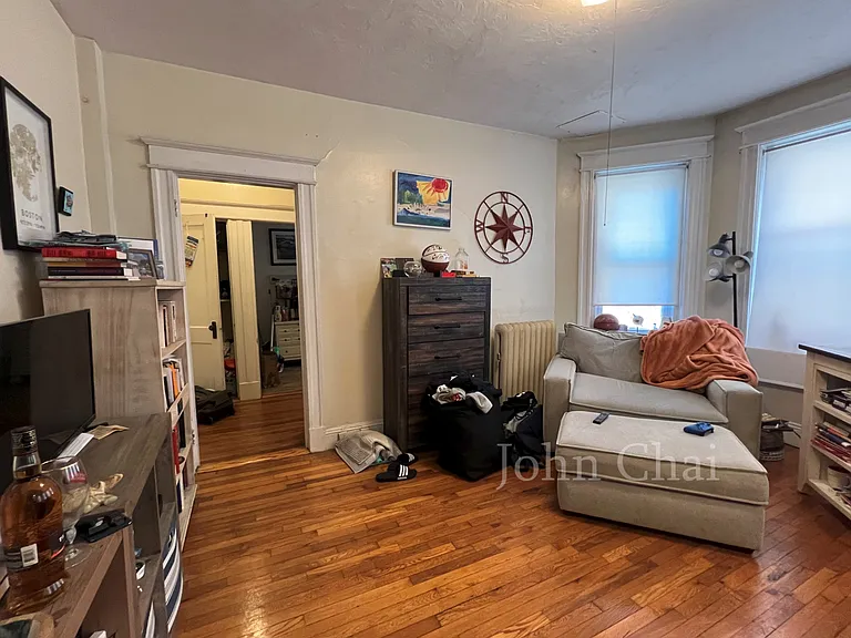 225 Kelton St #1 — Photo 9