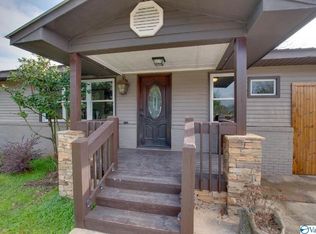 235 Warrenton Shores Dr, Guntersville, AL 35976