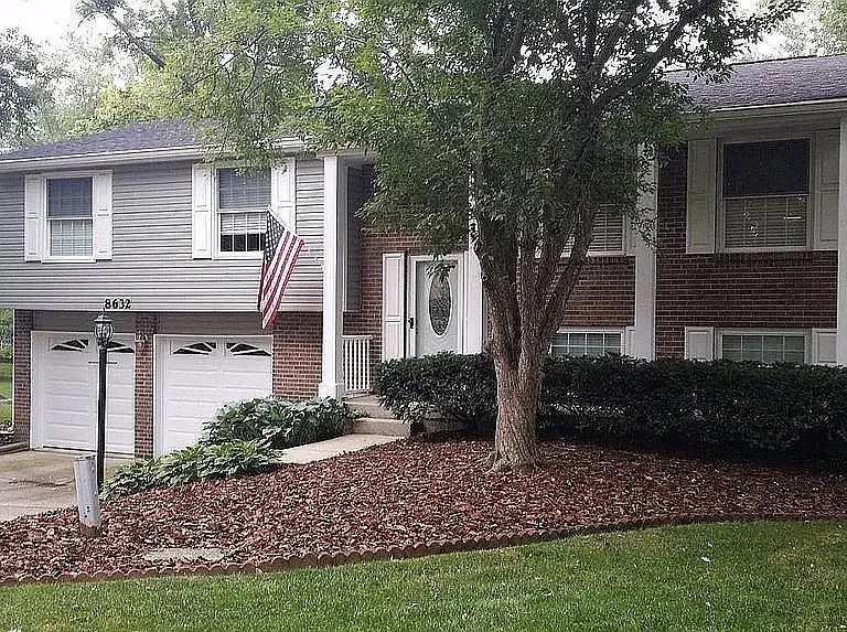 8632 High Trail Ct — Photo 9