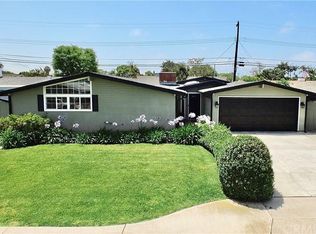271 Princeton Dr, Costa Mesa, CA 92626