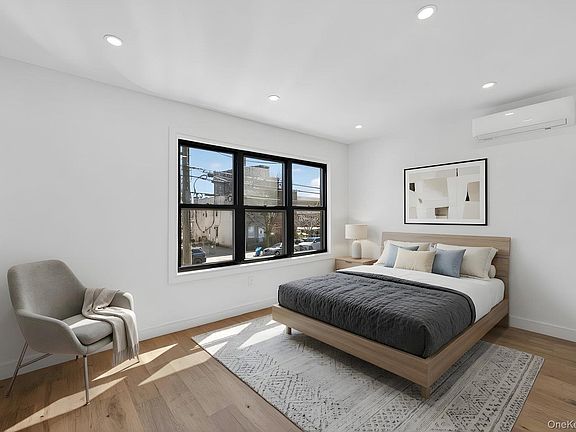 5th image of 52 28th Avenue