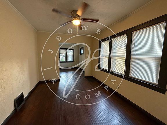 4th image of 4051 Walker Ave
