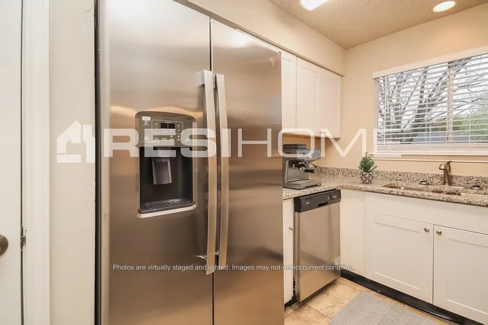 6402 Wild River Dr — Photo 2