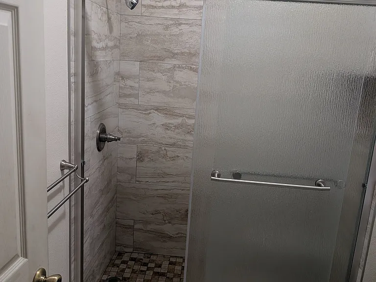 648 E Nocta St — Photo 2