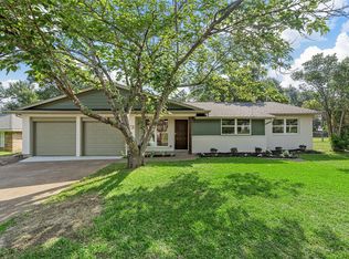 115 N Emberwood Dr, Robinson, TX 76706
