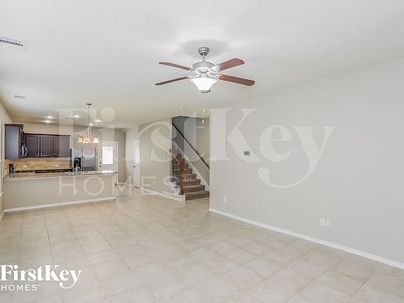 3rd image of 8115 Lemongrass Ave