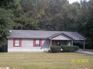 40 Gold Dr, Villa Rica, GA 30180