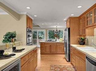 16727 Shore Dr NE, Lake Forest Park, WA 98155