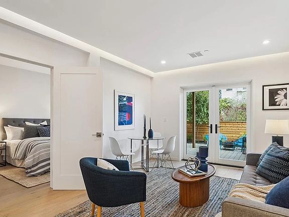 3rd image of 136 Parnassus Ave