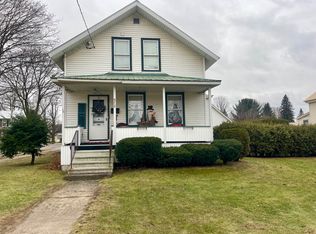 572 E Main St, Malone, NY 12953