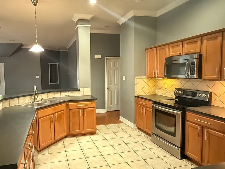 9901 Chadbourne Rd — Photo 5