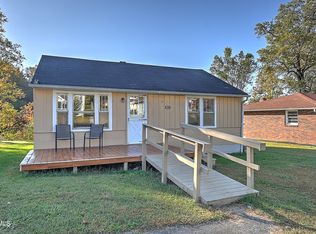 262 Chapel St, Weber City, VA 24290