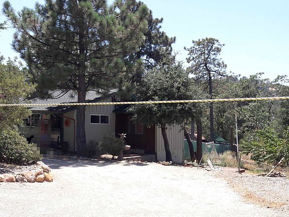 3rd image of 2640 Pine Crest Dr