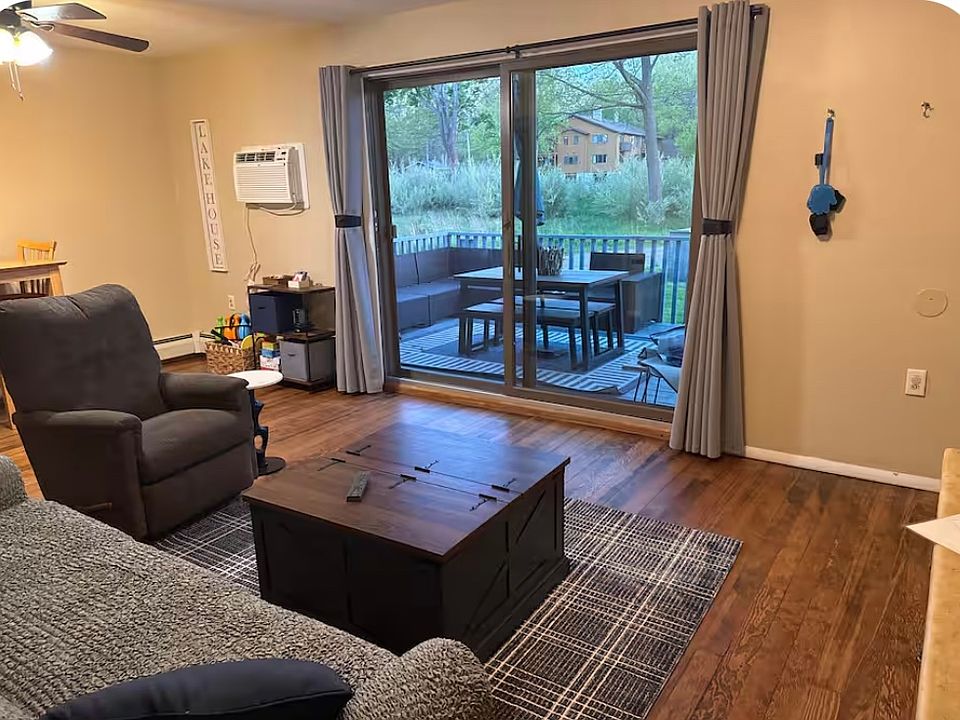 1st image of 4766 Arbor Ave #17