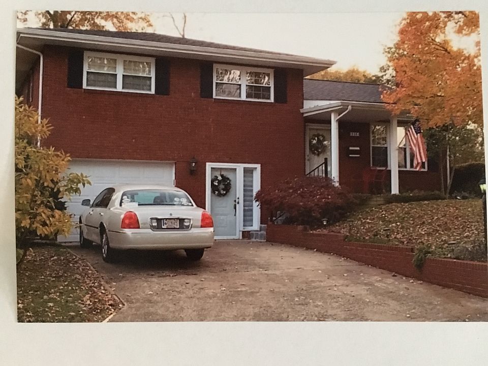 1st image of 806 McCullough St
