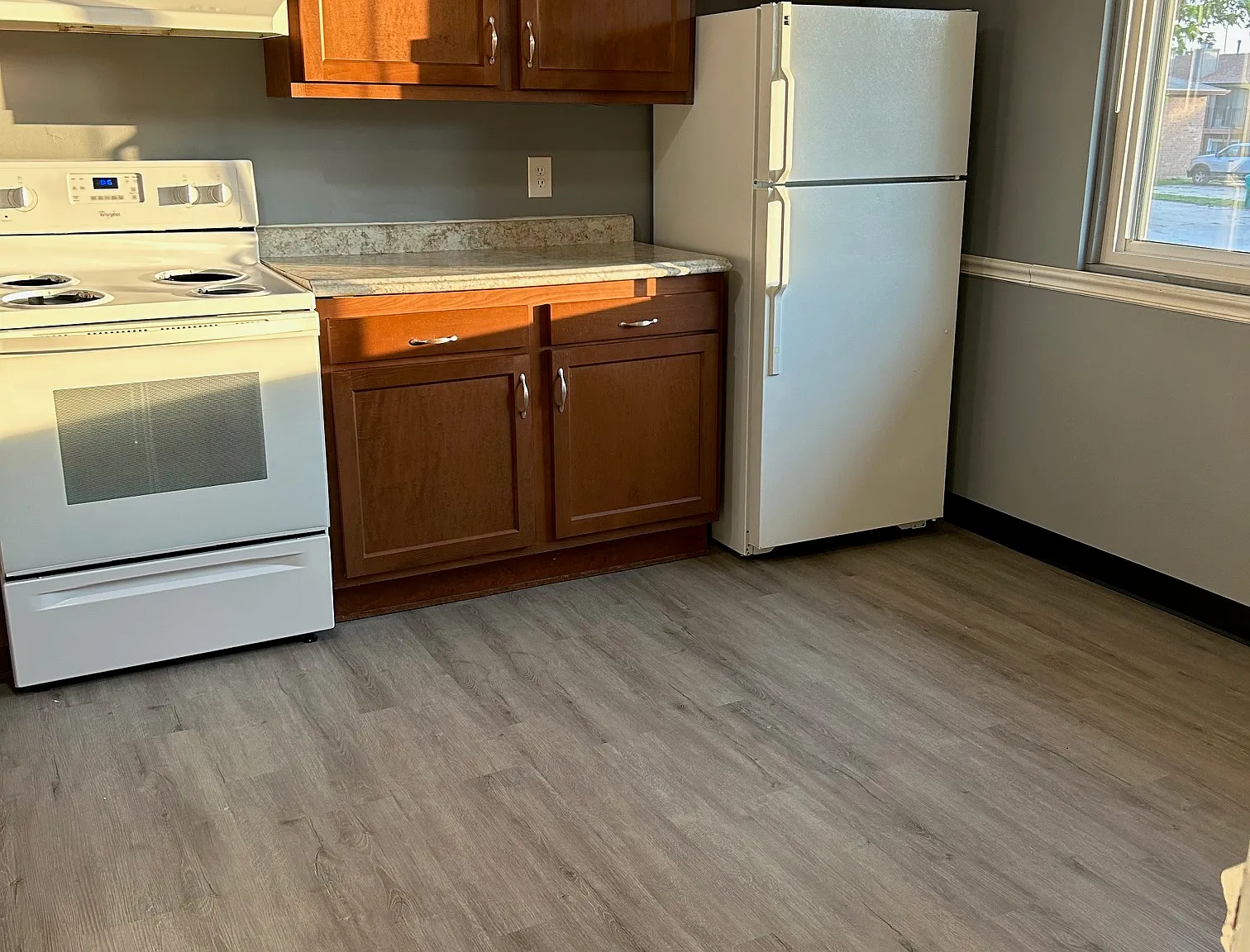 2 bed, 800 sqft, $920 — Photo 2