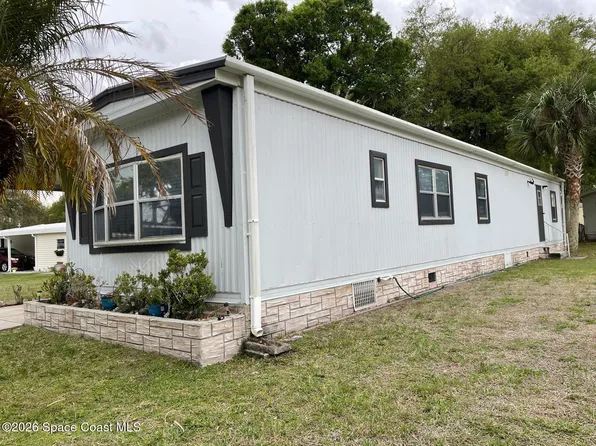 1020 Laurel Ct NE, Palm Bay, FL 32907