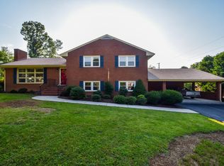 1915 Walmann Rd SW, Roanoke, VA 24018