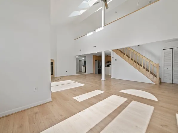 110 Burkhall St Unit H, Weymouth, MA 02190