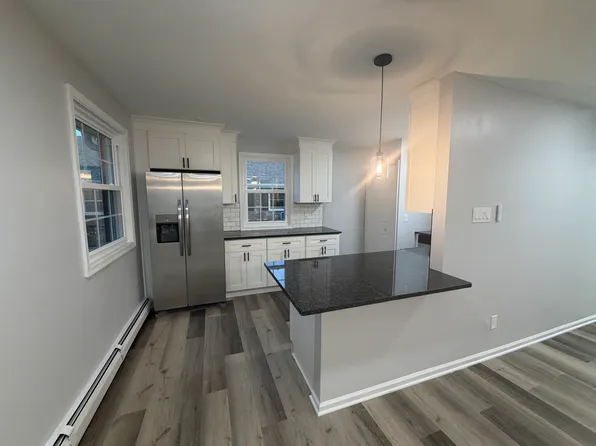 403 S Main St Unit B200, Doylestown, PA 18901