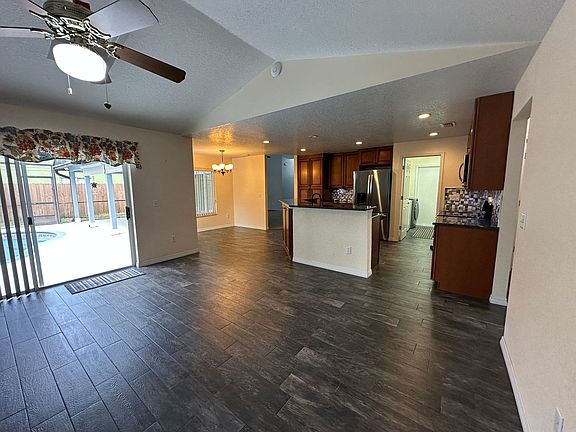 3rd image of 347 Misty Meadow Dr