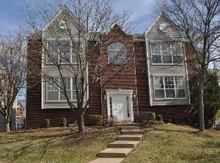 1339 Holgate Dr UNIT B, Ballwin, MO 63021