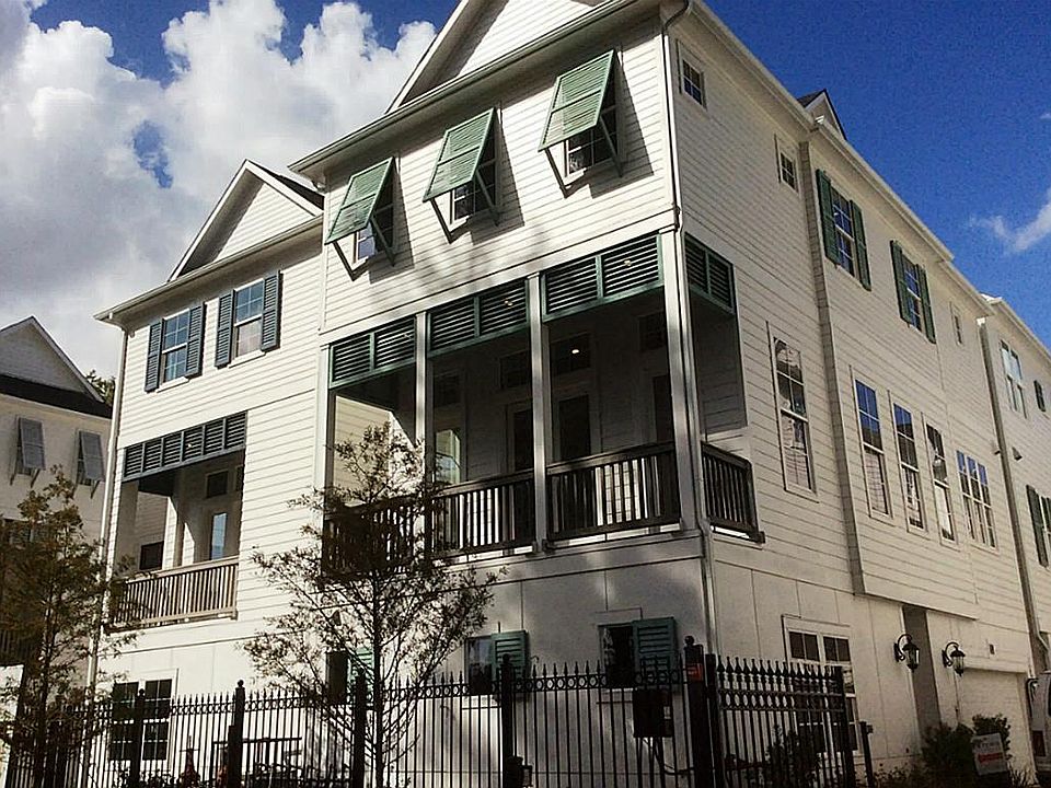 1st image of 2004 Lou Ellen Ln #G
