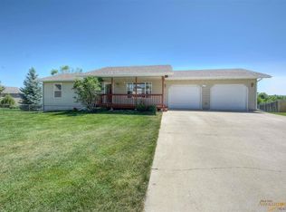 2121 Frannie Cir, Belle Fourche, SD 57717
