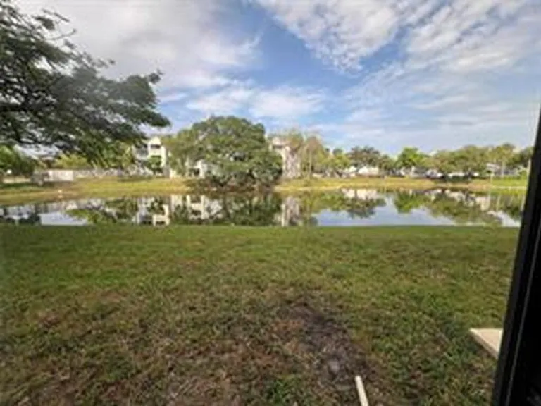 8040 Hampton Blvd #104 — Photo 46