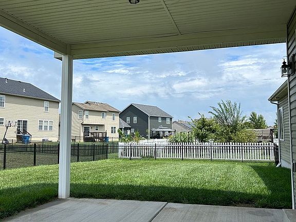 5th image of 2609 Beacon Point Ct