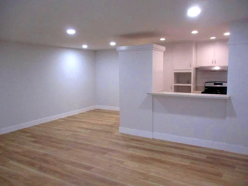 1 bed, 825 sqft, $2,895 — Photo 4
