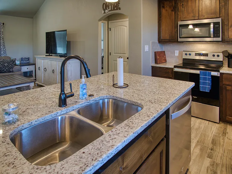 1139 Cedar Bnd — Photo 13