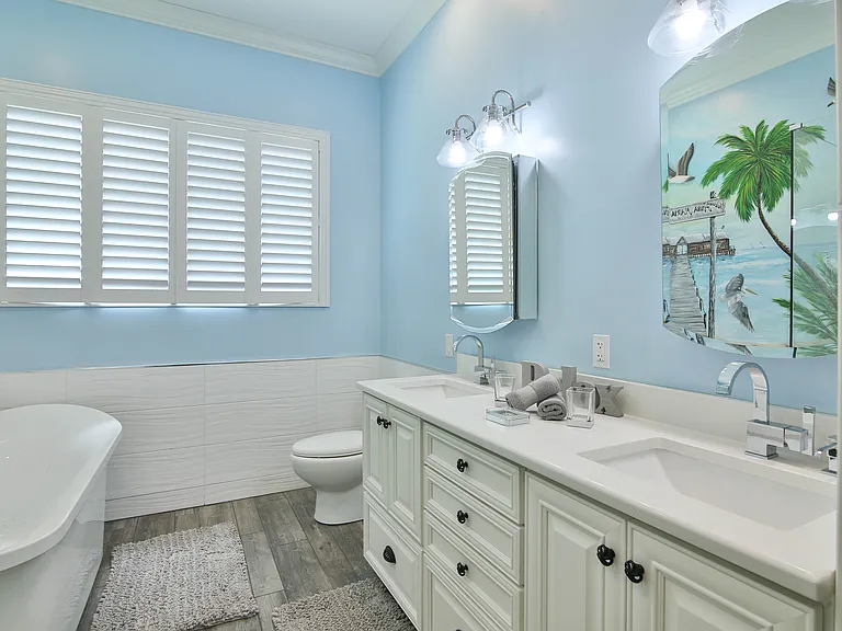 1102 Mallorca Dr — Photo 28