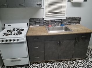 8124 Dalesford Rd, Parkville, MD 21234