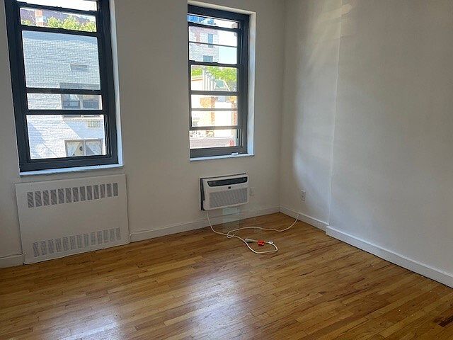 1st image of 111 Sullivan St #4206