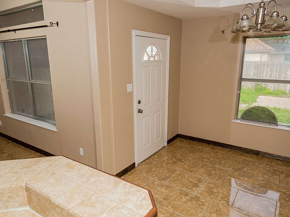 5th image of 3404 Sanoma Dr
