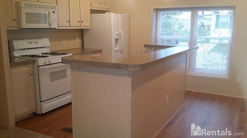 1st image of 181 Lucy Ln