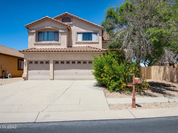 180 W Calle Paso Suave, Sahuarita, AZ 85629