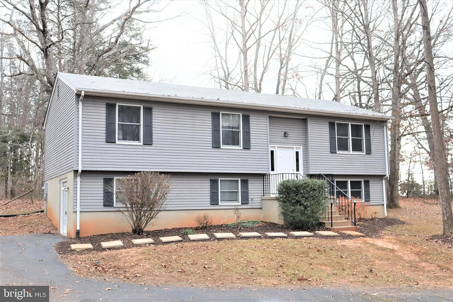 13553 Silver Hill Rd photo 1