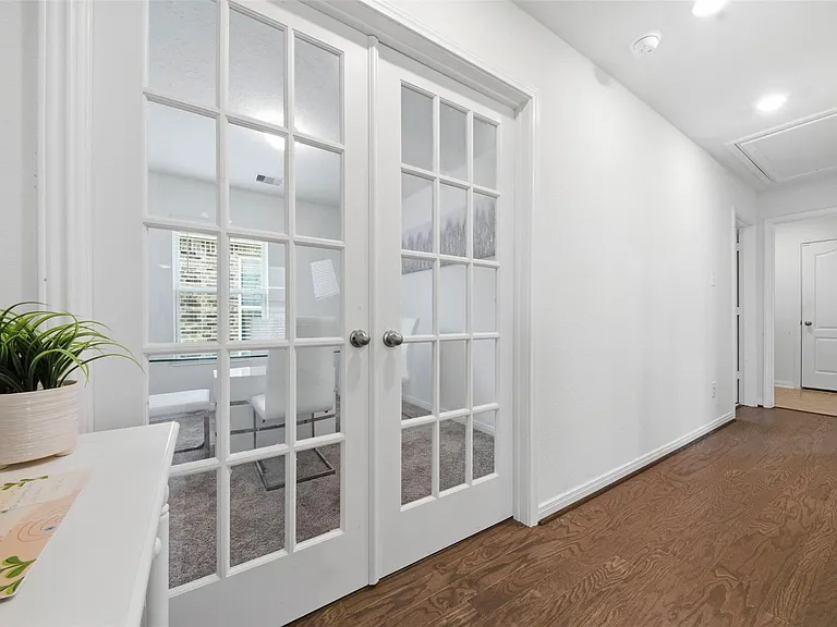 25343 Trinity Oakley Ct — Photo 13